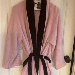 Pink marylin Monroe bathroom